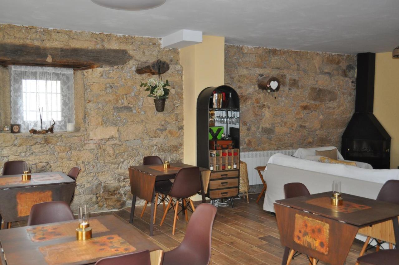 Hostal El Rincón Secreto de Gredos especializada en celiaquía y diabetes y jacuzzi Tormellas Exterior foto